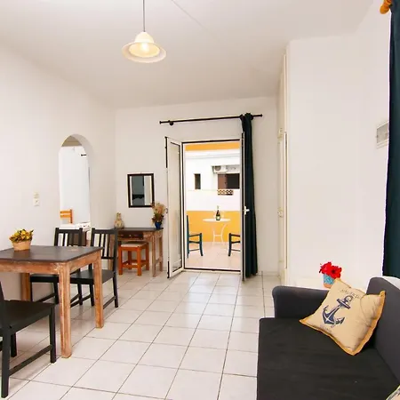 Apartment Hiona Seaside *