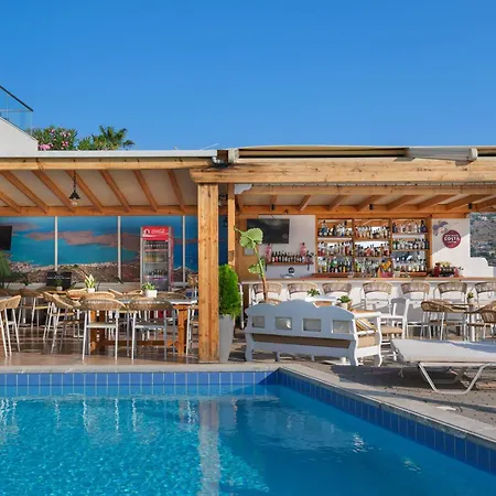 Hiona Seaside Apartment