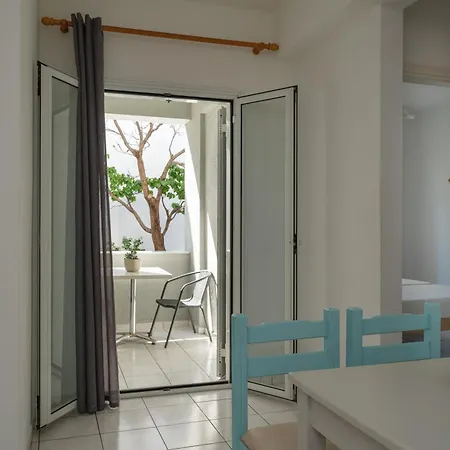 Hiona Seaside Apartment