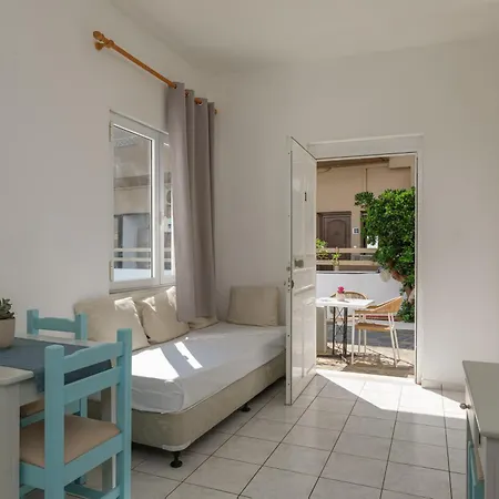 Apartment Hiona Seaside *