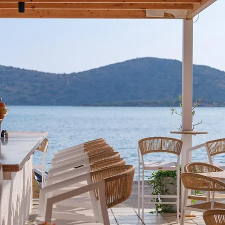 Hiona Seaside *