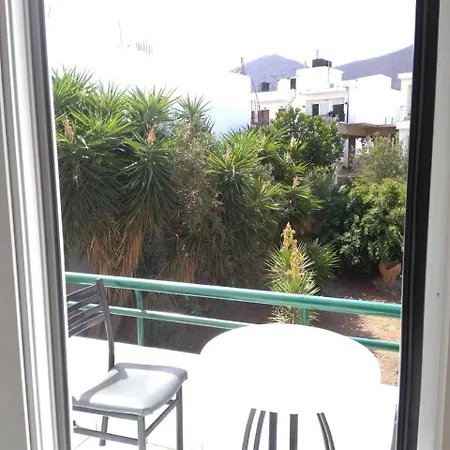 Apartment Hiona Seaside *