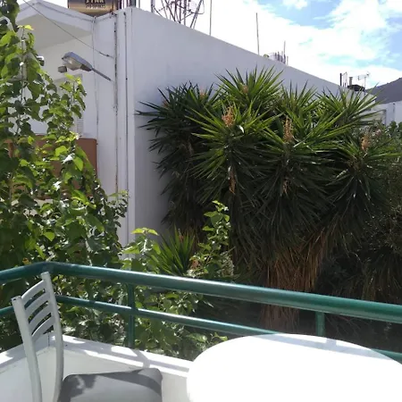 Hiona Seaside Apartment *